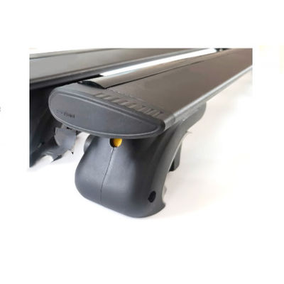 Haltbares Aluminium-Dach mit Querschnittstangen Einfache Installation Universal für erhöhte Schienen 4x4 Zubehör Autostelle mit 8182+B9